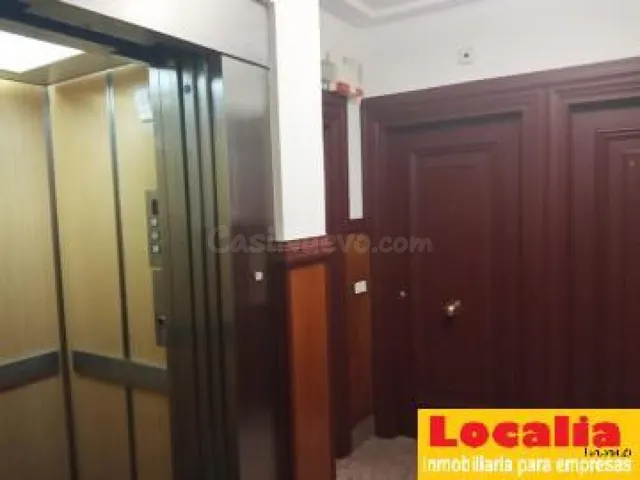 Oficina, clínica, despacho profesional, gestoría en la calle - foto 4