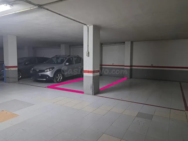 Excelente plaza de garaje y de fácil maniobra. - foto 2