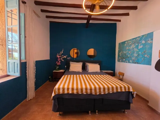 Casa 6 habitaciones 738m² en venta - Raval - Puertas Coloradas — 28