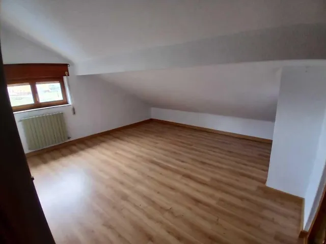 ESTUPENDA CASA  CON JARDIN EN VILLAREJO DE ORBIGO — 22