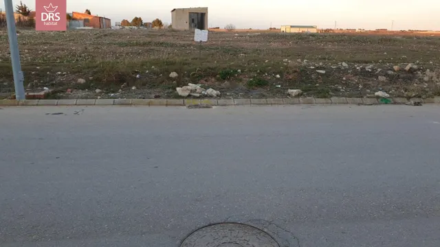 TERRENO URBANIZABLE EN MADRIGUERAS — 2