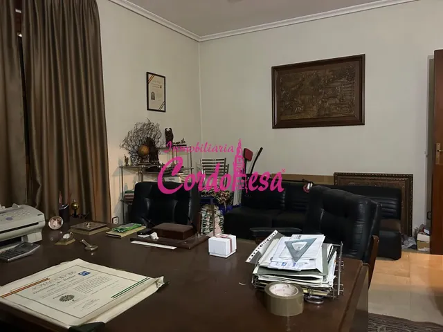 MAGNIFICA CASA EN ZONA SAN PEDRO CON 2 GARAJES, PLAZAS DE MOTOS Y PISCINA!!!! — 5