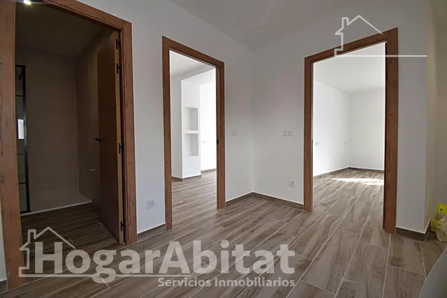 Casa reformada con terraza y garaje en el centro — 48