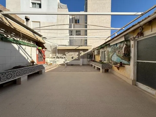 Venta de casa en primera planta con terraza de 70m2 — 21