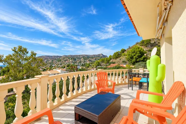 Villa con piscina, orientación sur y vistas al mar y montaña en Calpe — 30