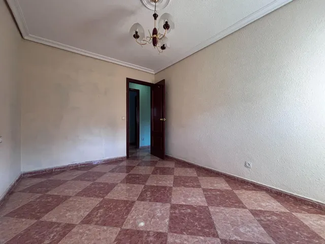 Se vende estupendo piso en santa aurelia — 44