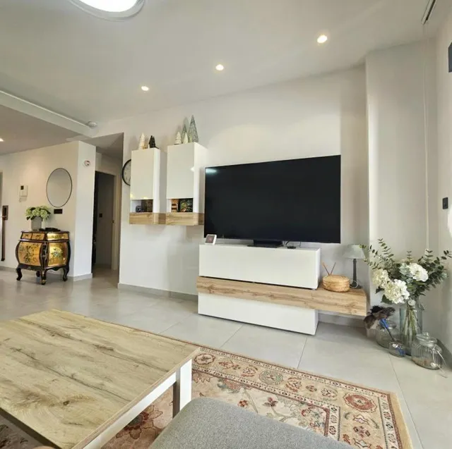 Gran apartamento en el raso guardamar: 2 hab, 2 baños — 8
