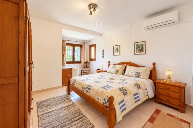Villa mediterranea · vistas al mar y doble parcela en javea — 7