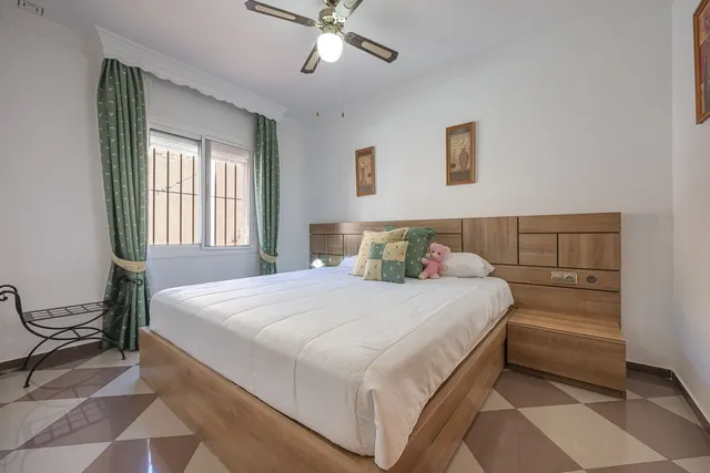 Chalet 4 habitaciones 183m² en venta - Costa del Sol — 21