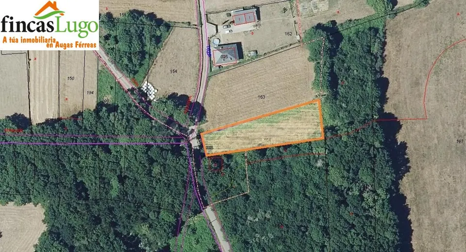 FINCA URBANIZABLE DE 1088m EN LUGO