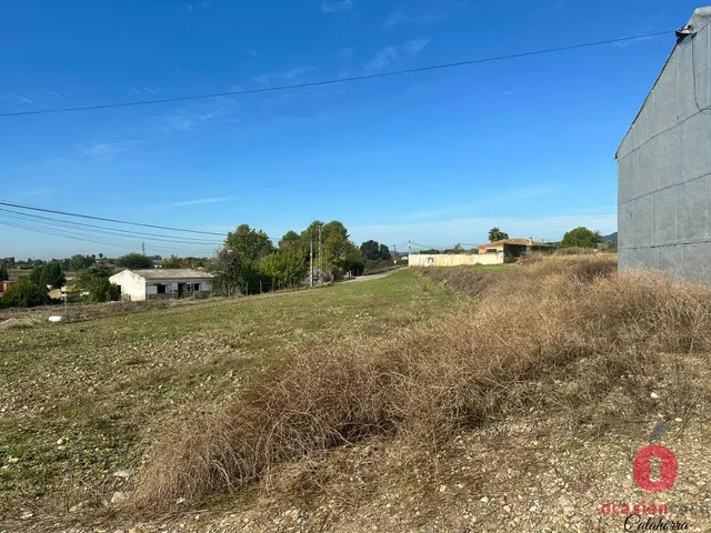 PARCELA DE 14.300 METROS - CARRETERA AEROPUERTO — 3