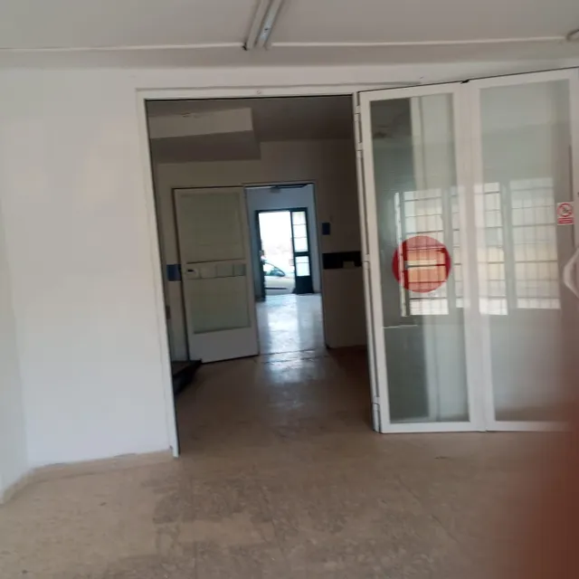 🏢 Estupendo local Comercial en Venta con posibilidad de hacer vivienda. — 8