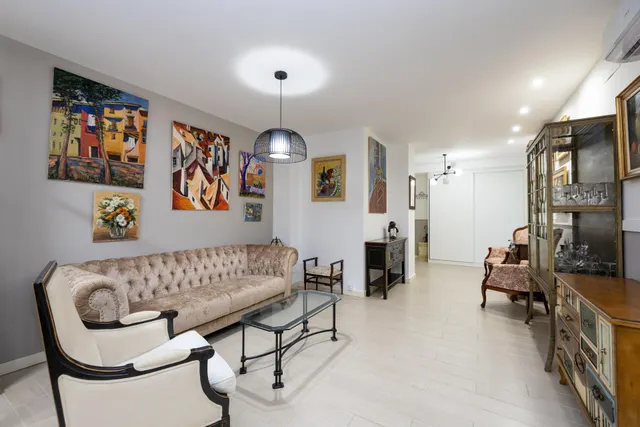 ESPECTACULAR PISO DE 4 DORMITORIOS EN PEDRO ANTONIO DE ALARCÓN 9 — 8