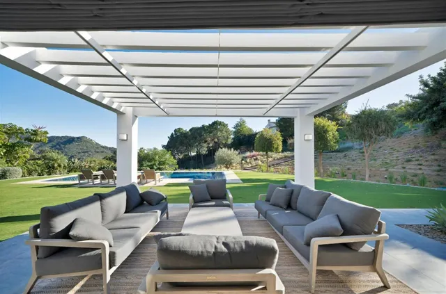Chalet 4 habitaciones 391m² en venta - Costa del Sol — 9