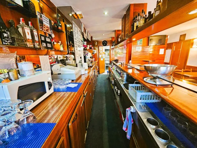 SOLOBAR VENDE BAR DE TODA LA VIDA — 6
