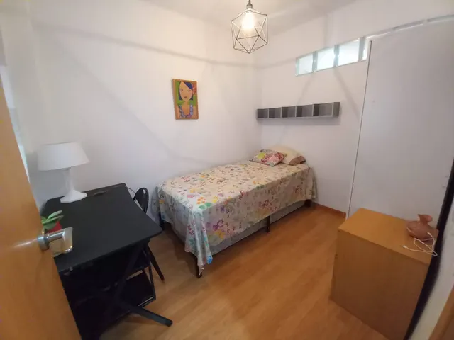 Piso en el centro reformado y equipado — 16