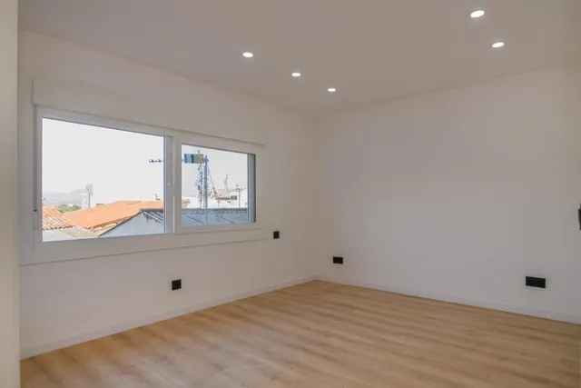 Piso de 3 habitaciones reformado al lado del Colegio Oms i de Prat. — 8