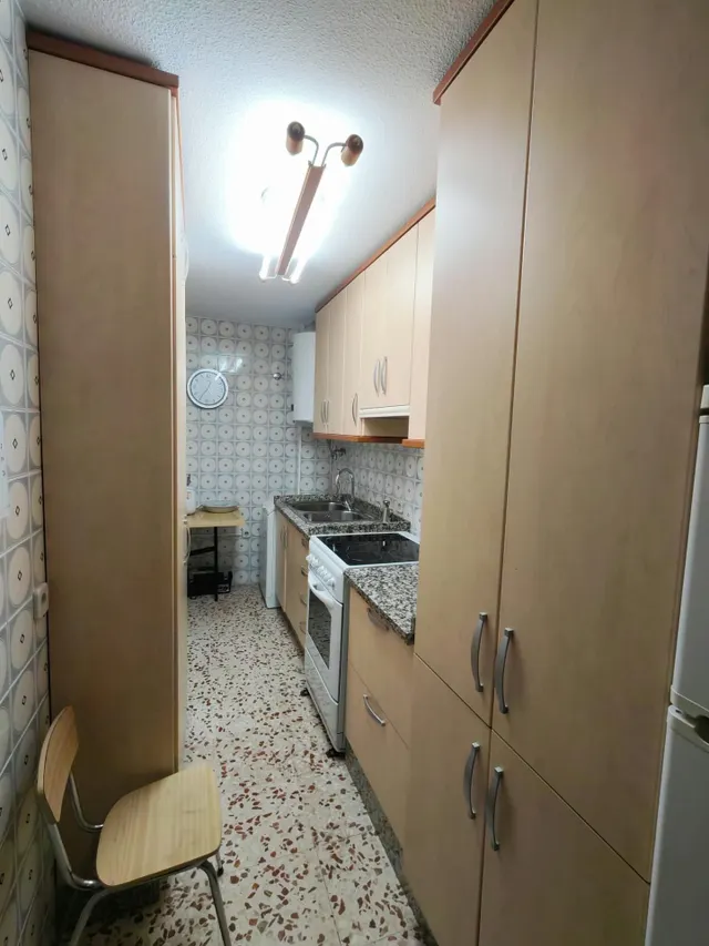 Piso de 3 dormitorios con trastero y patio en santa marina — 6