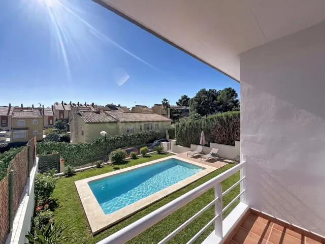Chalet en zona residencial tranquila de La Nucía con vistas al mar — 2