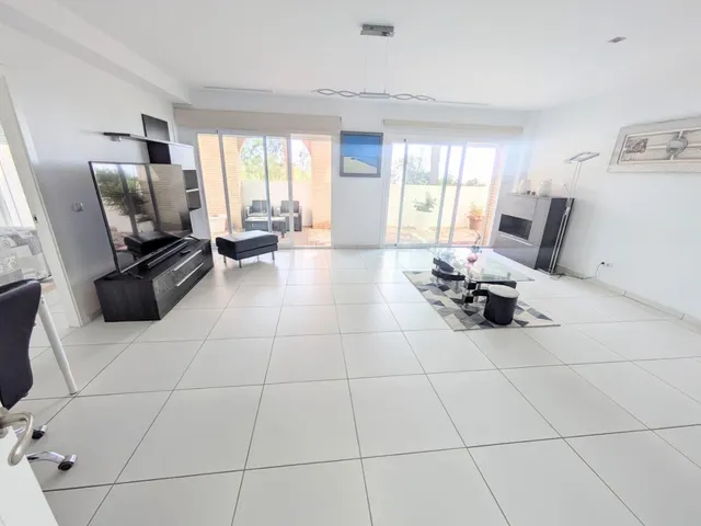 Chalet 4 habitaciones 334m² en venta - Centro — 23