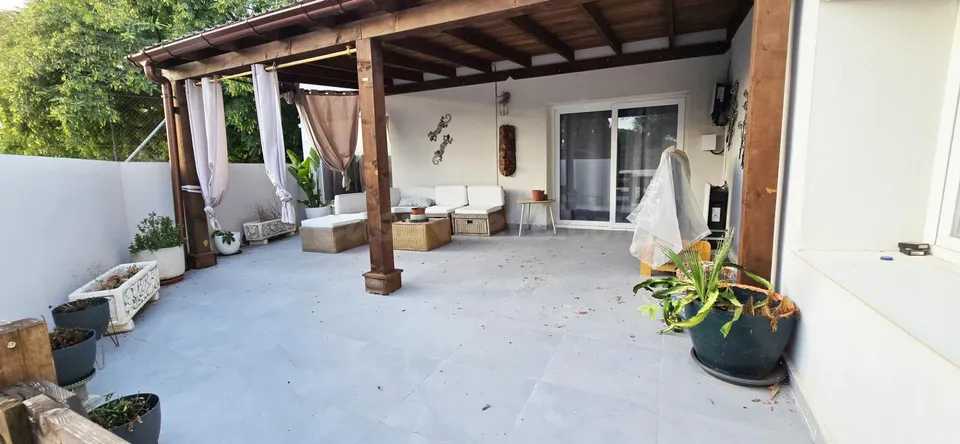 EN VENTA CHALET EN PETRER (ALICANTE) ZONA LOMA BADÁ