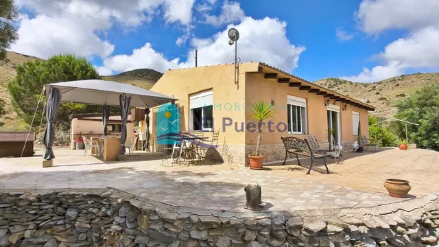 CASA DE CAMPO CON 6.675 m2 DE PARCELA EN TALLANTE, CARTAGENA