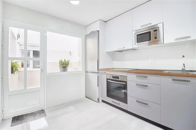 Casa reformada como nueva en muy buena zona - foto 2