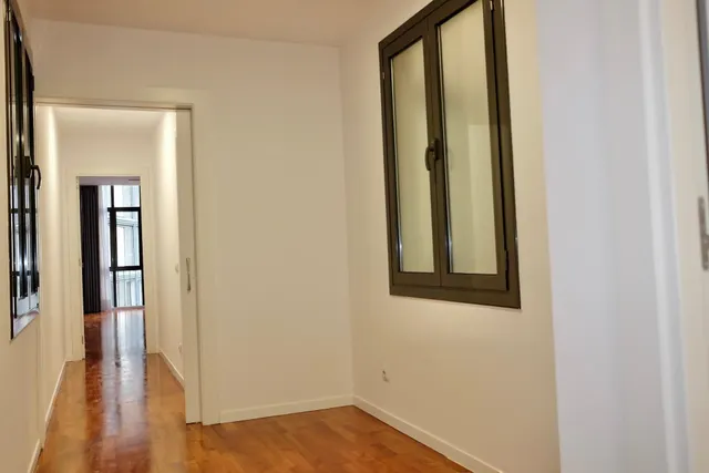 Moderno piso reformado en venta situado en pleno corazón de l'Eixample — 28