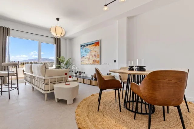 Venta de piso con tres dormitorios en Fuengirola, Málaga, Co - foto 5