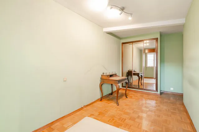 Piso en la estrecha , Oviedo — 23