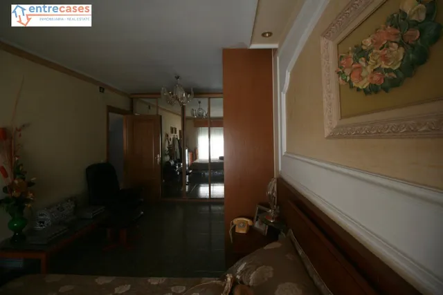 PRECIOSA CASA ADOSADA EN POLÍGONO 3, PARA ENTRAR A VIVIR — 33