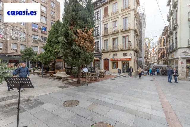 ¡Oportunidad única en el corazón de Granada! — 44
