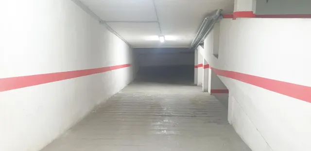 Urbis te ofrece una plaza de parking en venta en Alba de Tor - foto 4