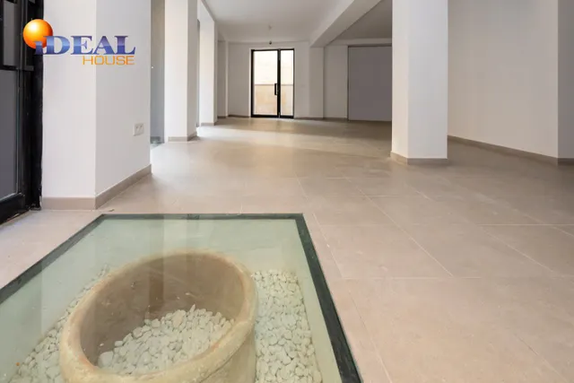 VENTA-ALQUILER DE EDIFICIO SINGULAR EN ESQUINA SAN MATIAS-NAVAS — 12