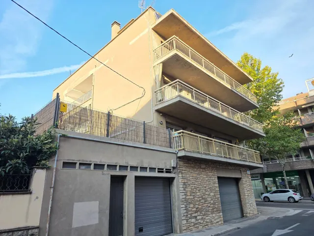 Venta ático en Igualada zona balmes 6 habitaciones, terraza y garaje!! — 50