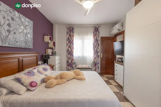 Casa en Armilla con terraza, patio y amplia cochera — 16