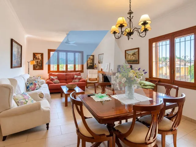 Chalet en parcela urbana con piscina privada en san vicente del raspeig — 5