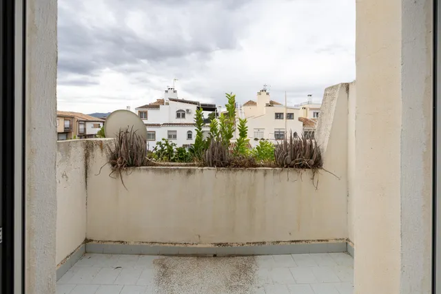 VIVIR EN UNA CASA...JUNTO A GRANADA!! EN HUETOR VEGA — 32