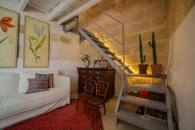 Encantadora casa de pueblo con terraza privada en el corazón