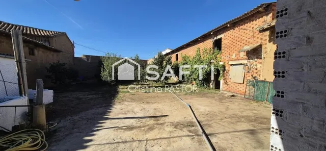 Casa de planta baja y gran patio en Villarrabines — 13