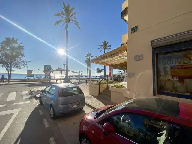 Local comercial 160m² en venta - Centro — 18
