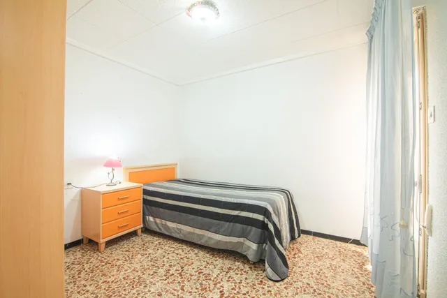 ¿Buscas una gran vivienda a escasos metros del centro? — 19