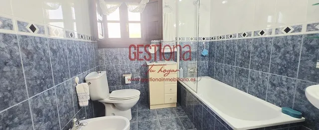 CASA INDEPENDIENTE DE PLANTA BAJA CON PISCINA. GALIZANO — 32
