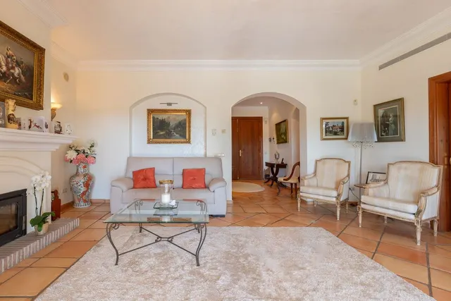 Villa 5 habitaciones 298m² en venta - Elviria — 6