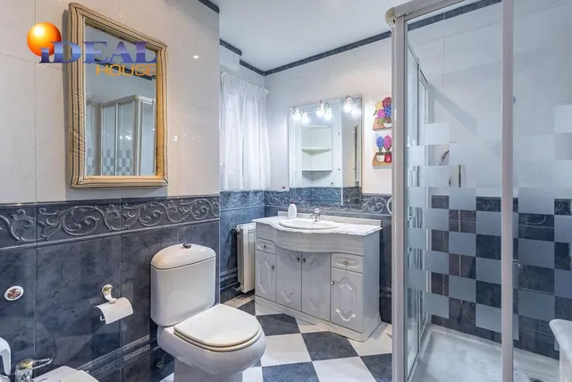 Piso en Avenida Don Bosco — 19
