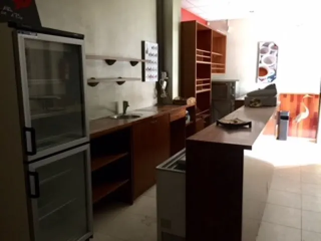 LOCAL Y CAFETERIA EN VENTA, OPORTUNIDAD!!! — 2
