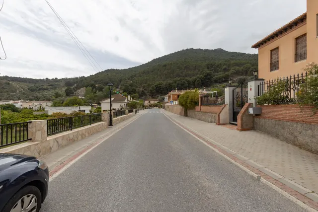 ESPECTACULAR TERRENO DE 876M2 EN PINOS DEL VALLE — 14
