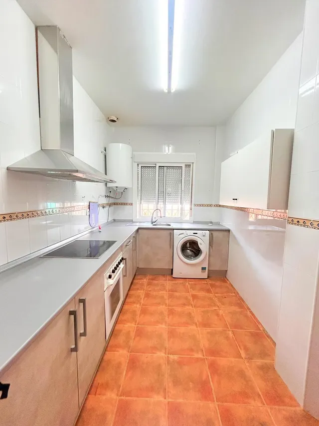 Amplia vivienda en una sola planta con gran patio y múltiple