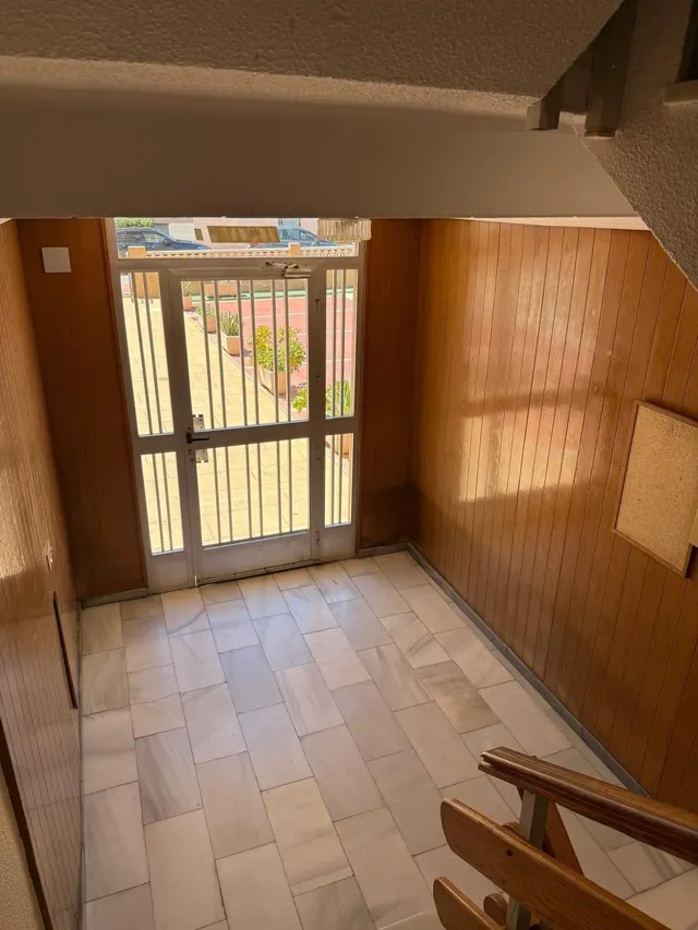 ✨ PISO RECIÉN REFORMADO CON PISCINA Y PARKING A 600 METROS DE LA PLAYA ✨ — 6
