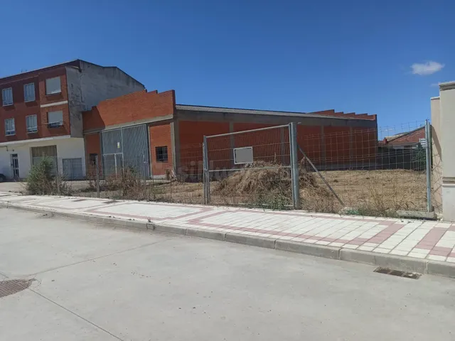 SE VENDE TERRENO URBANO EN VENTA DE BAÑOS